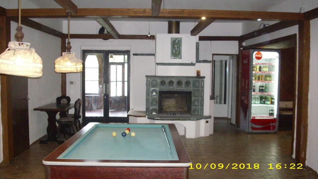 Pension Hubertus Aš 外观 照片